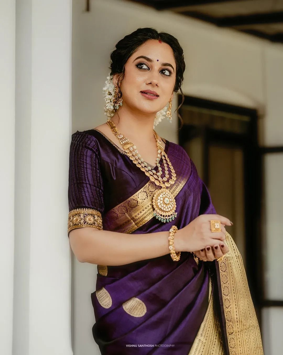 Karinaaz Navy Blue Cotton Saree